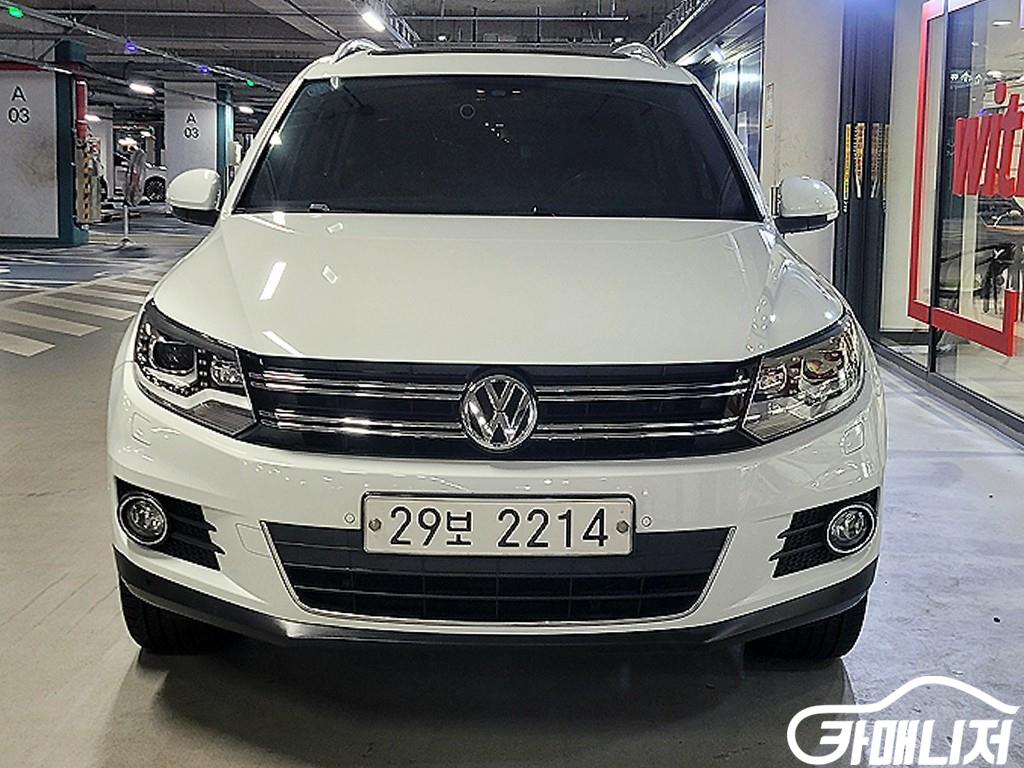 Volkswagen Tiguan 2.0 TDI Premium thumbnail 2