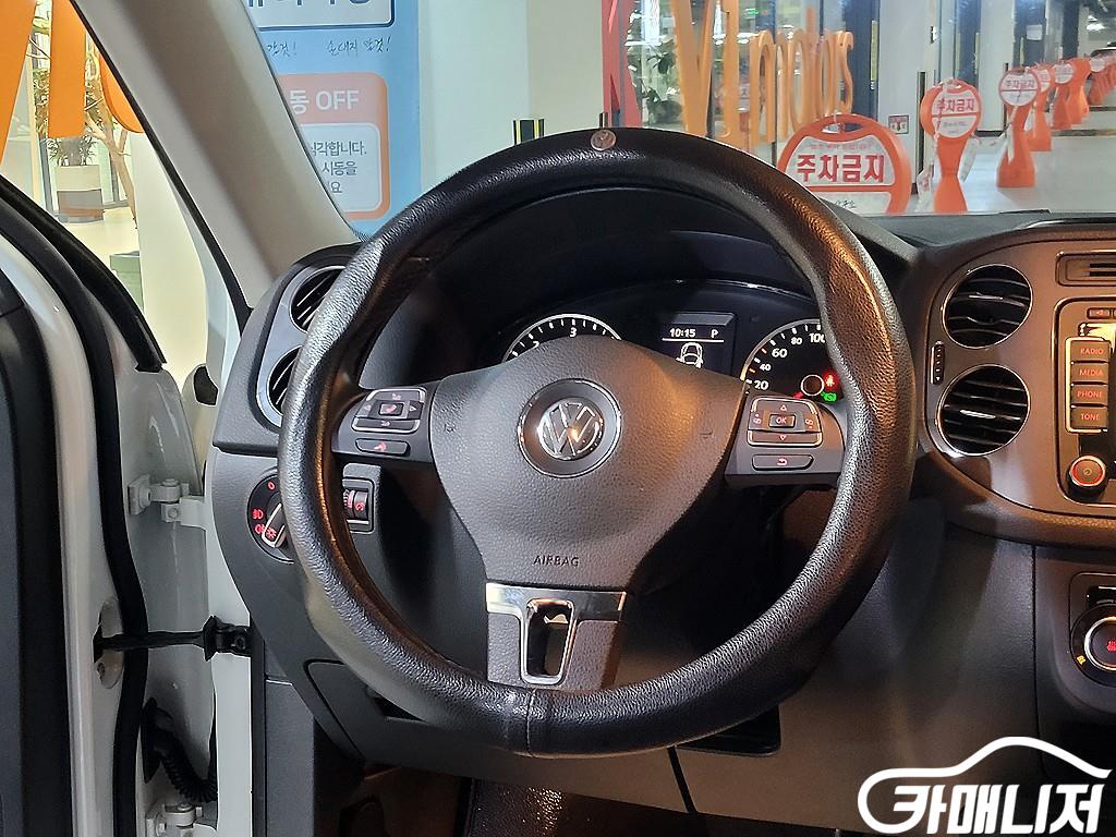 Volkswagen Tiguan 2.0 TDI Premium thumbnail 9