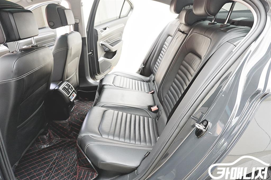 Volkswagen Passat PassatGT 2.0 TDI 4Mosyeon Prestige thumbnail 8