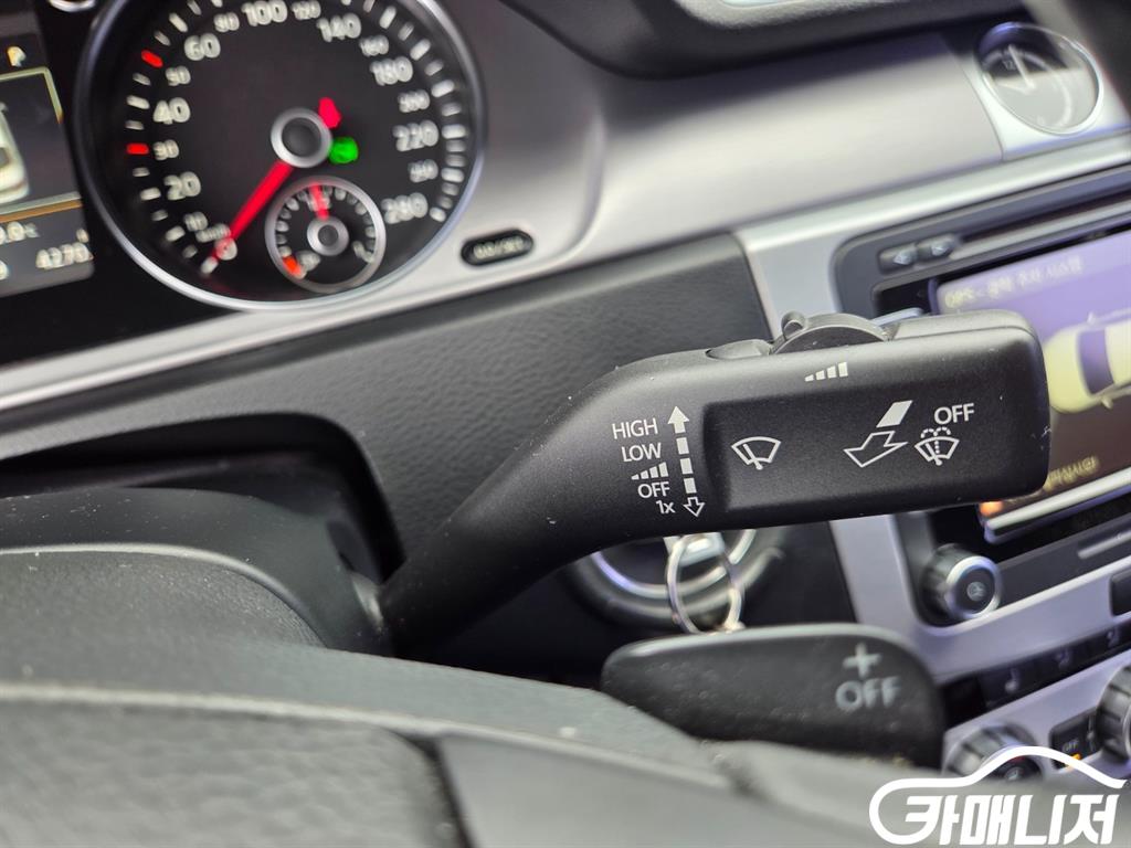 Volkswagen CC New CC 2.0 TSI thumbnail 16