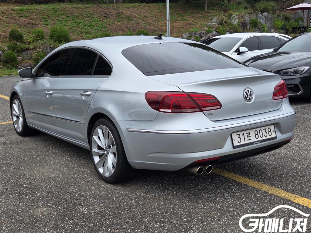 Volkswagen CC New CC 2.0 TSI thumbnail 3
