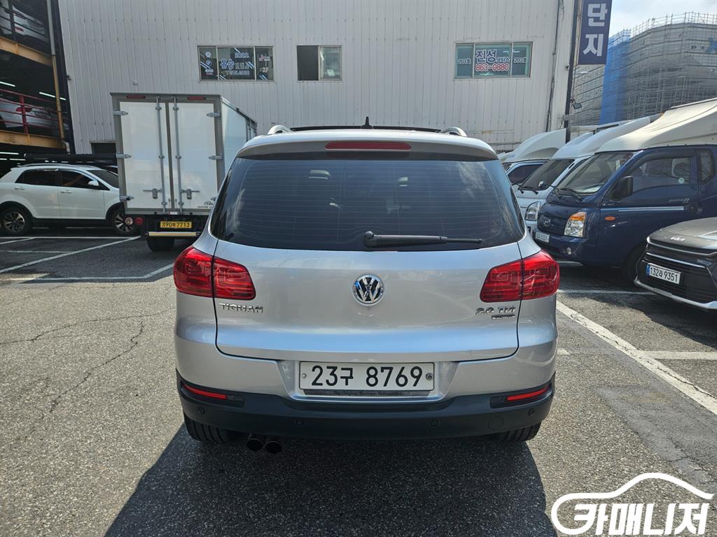 Volkswagen Tiguan 2.0 TDI Premium thumbnail 6