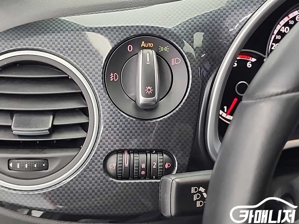 Volkswagen Beetle DeoBeetle 2.0 TDI Premium thumbnail 18