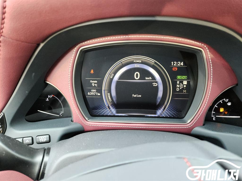 Lexus LS LS500h 3.5 Platinum AWD thumbnail 7