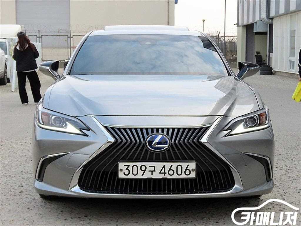Lexus ES ES300h 7th Gen Luxury Peulreoseu