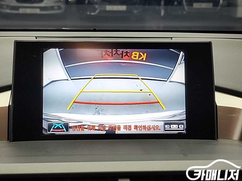 Lexus NX NX 300h Executive thumbnail 16