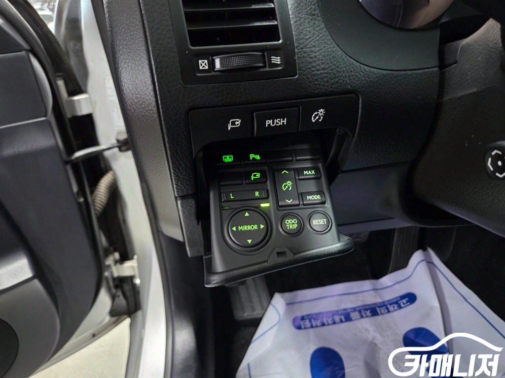 Lexus GS GS450h STD thumbnail 13