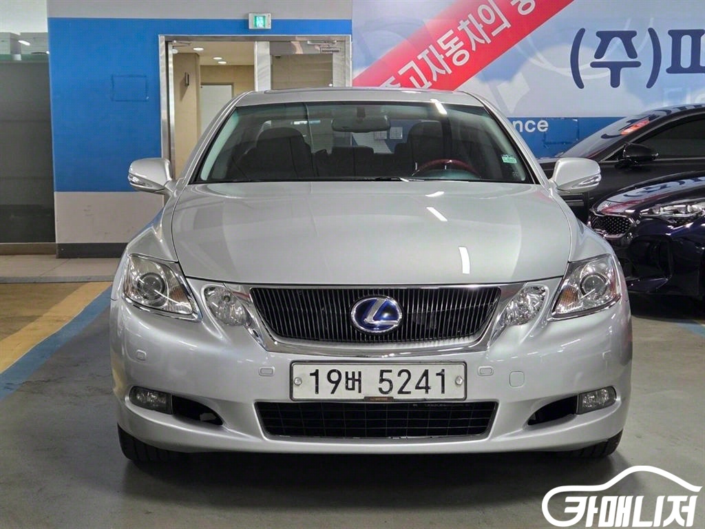 Lexus GS GS450h STD thumbnail 2