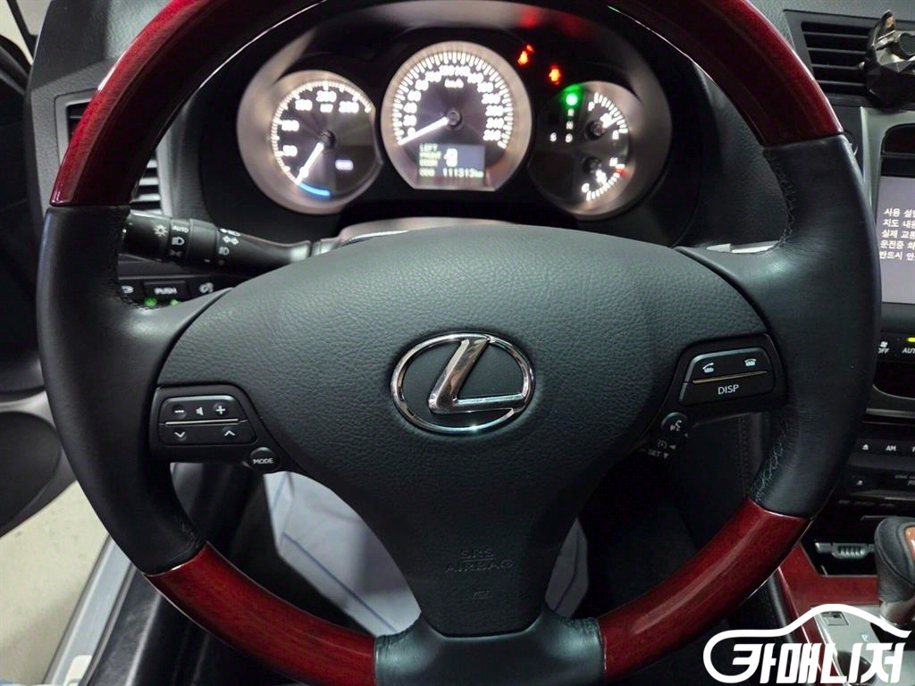 Lexus GS GS450h STD thumbnail 8