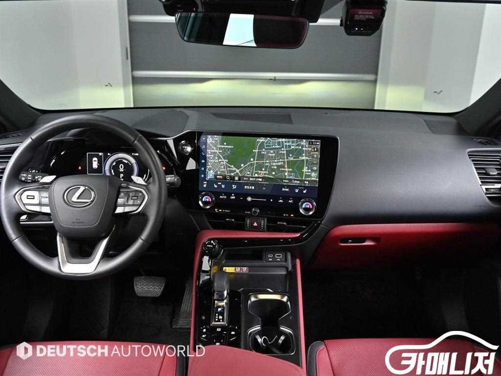 Lexus NX NX 350h Premium thumbnail 7