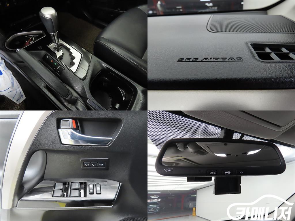 Toyota RAV4 Rabeu4 2.5 4WD Hybrid thumbnail 17