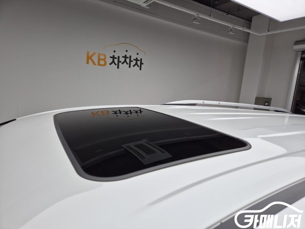 Toyota Sienna 2.5 2WD Hybrid thumbnail 12