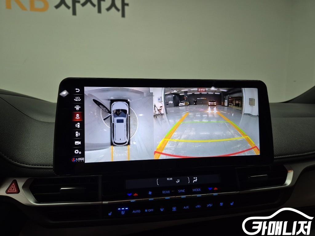 Toyota Sienna 2.5 2WD Hybrid thumbnail 14