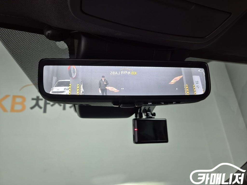 Toyota Sienna 2.5 2WD Hybrid thumbnail 17