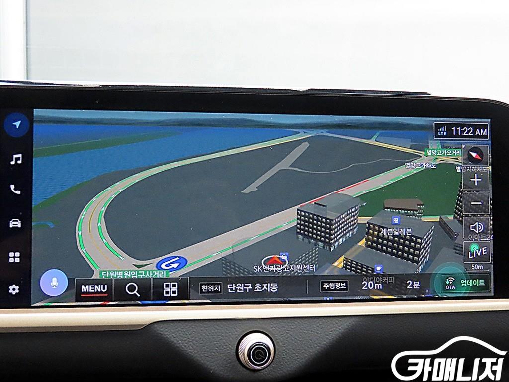 Toyota Crown Crown Crossover 2.5 4WD Hybrid thumbnail 15