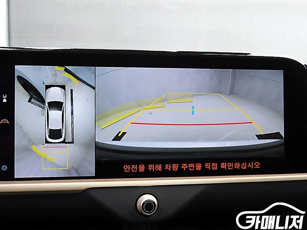 Toyota Crown Crown Crossover 2.5 4WD Hybrid thumbnail 16