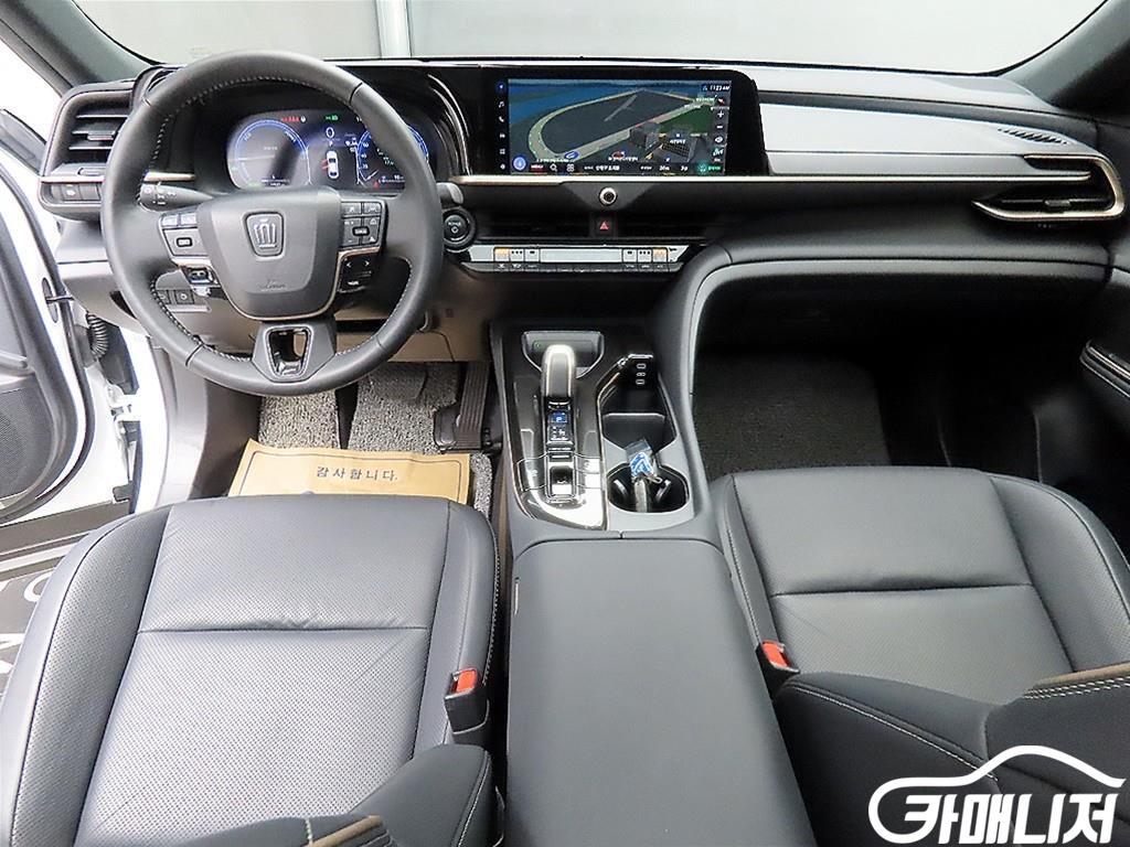 Toyota Crown Crown Crossover 2.5 4WD Hybrid thumbnail 7