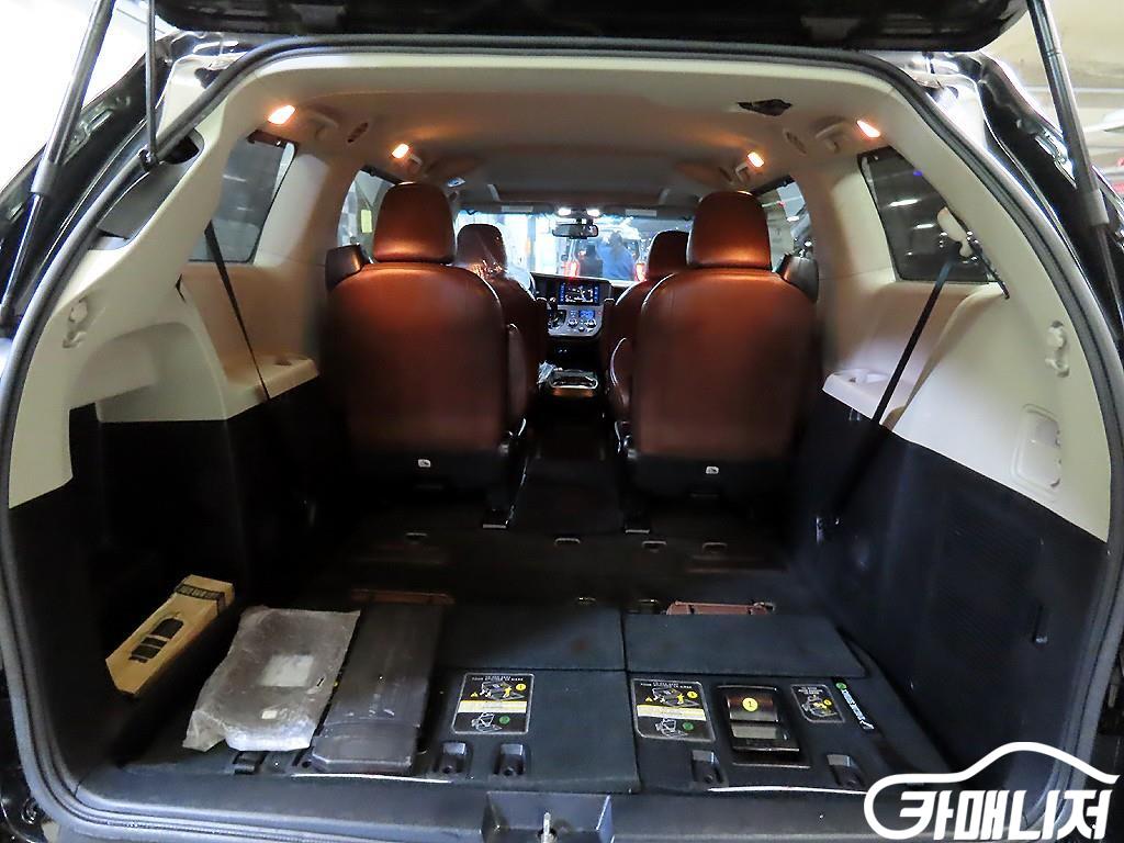 Toyota Sienna 3.5 AWD thumbnail 17