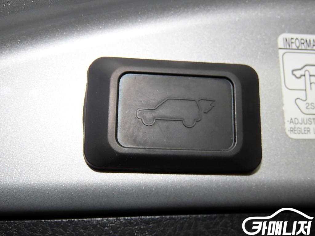 Toyota RAV4 Rabeu4 2.5 4WD thumbnail 16