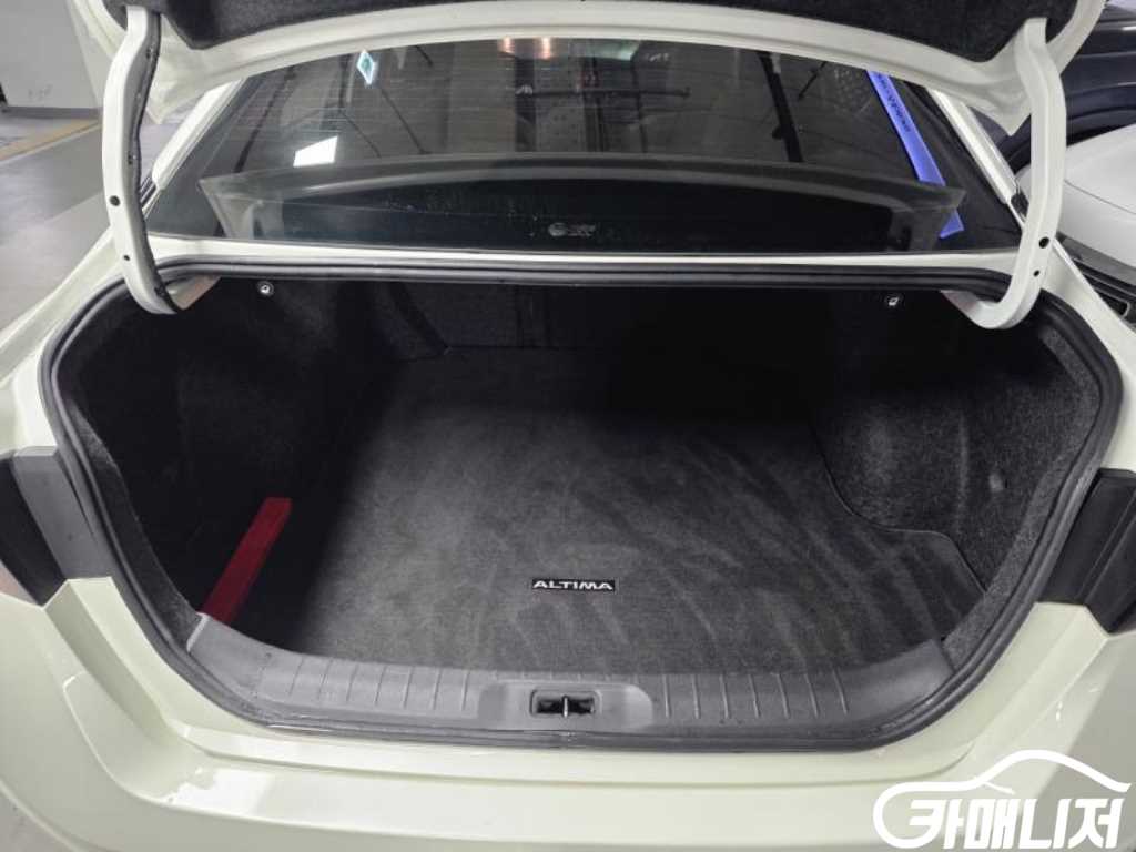 Nissan Altima 2.5 Special Edition thumbnail 18