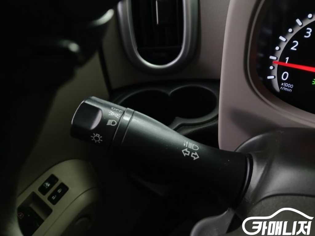 Nissan Cube 1.8 S thumbnail 12