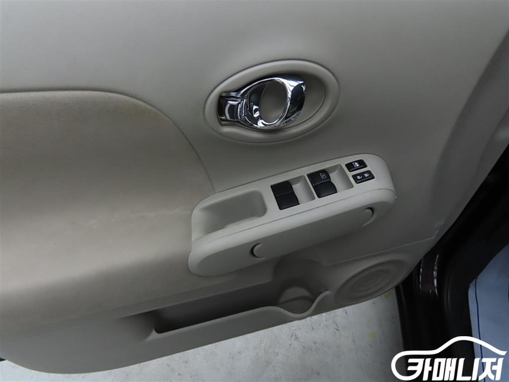 Nissan Cube 1.8 S thumbnail 14