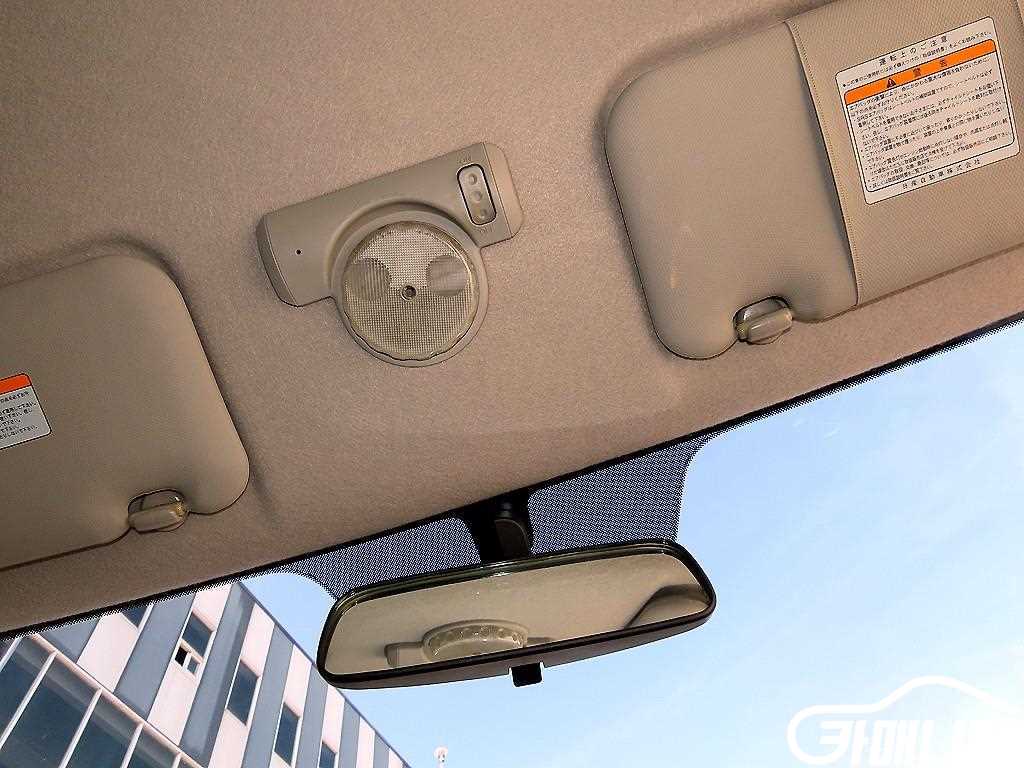 Nissan March 1.2 thumbnail 14