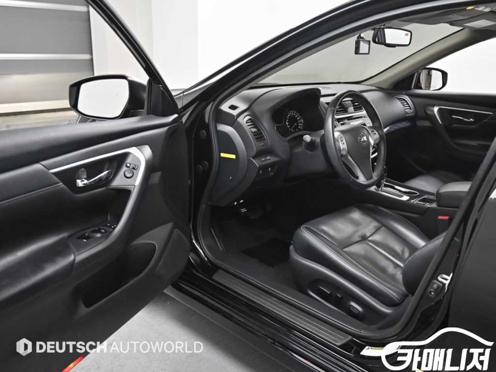 Nissan Altima 2.5 Smart thumbnail 11