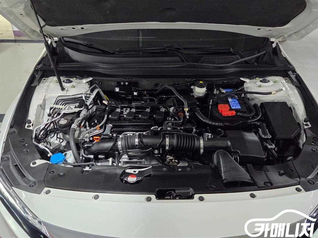 Honda Accord 1.5 Turbo thumbnail 18