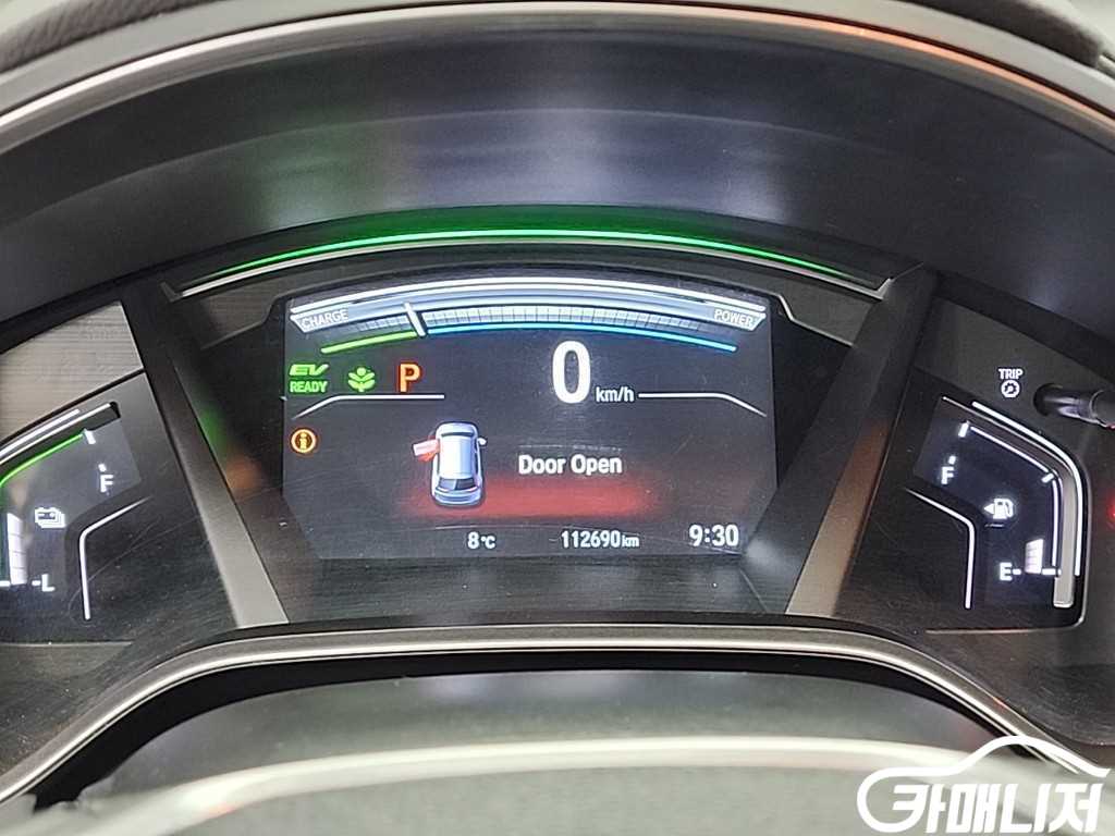 Honda CR-V CR-V 5th Gen 2.0 Hybrid Touring 4WD thumbnail 6