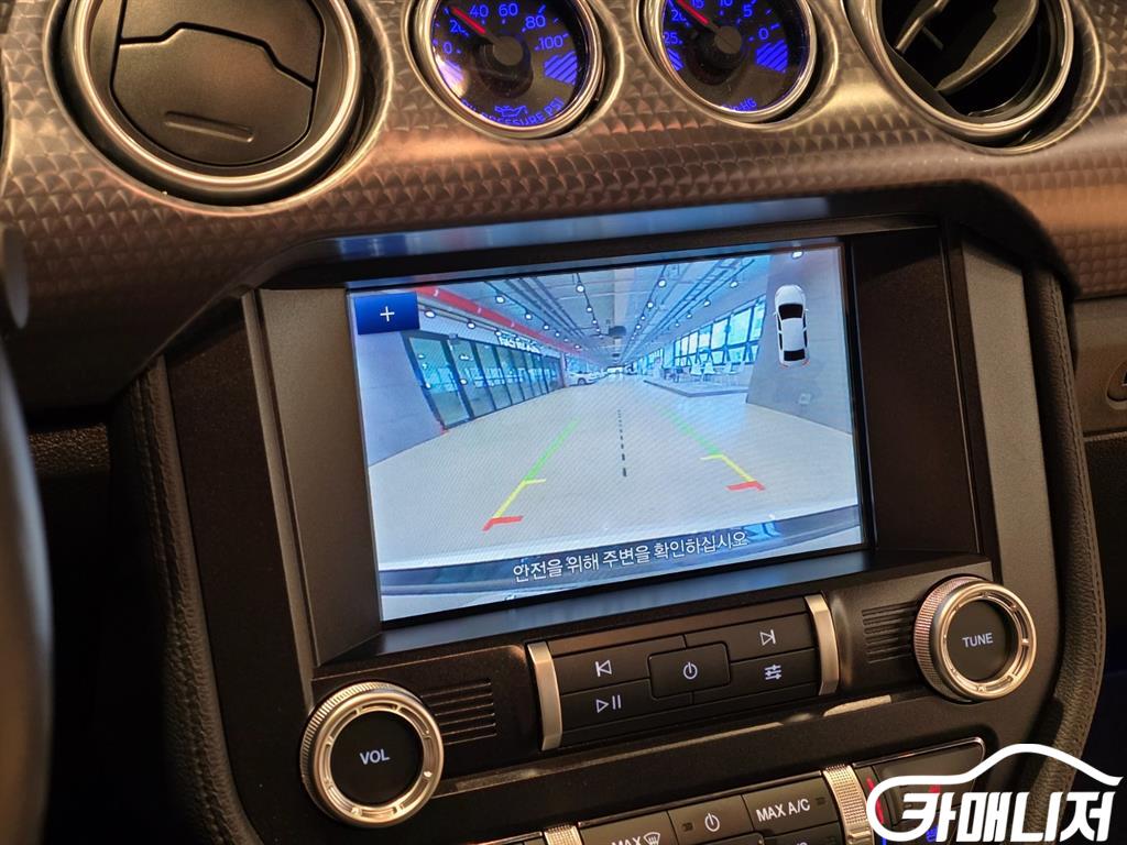 Ford Mustang Mustang 6th Gen 5.0 GT Convertible thumbnail 13