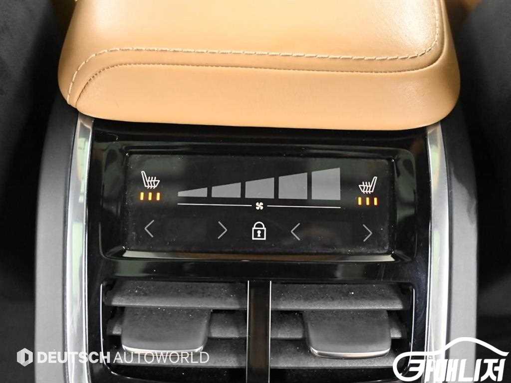 Volvo XC60 D5 AWD Inscription thumbnail 16