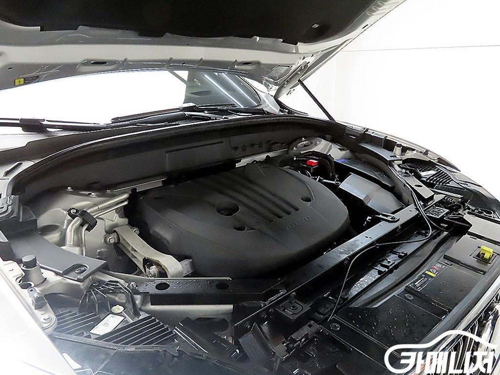 Volvo XC60 B5 AWD Inscription thumbnail 19