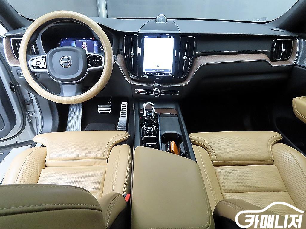 Volvo XC60 B5 AWD Inscription thumbnail 7