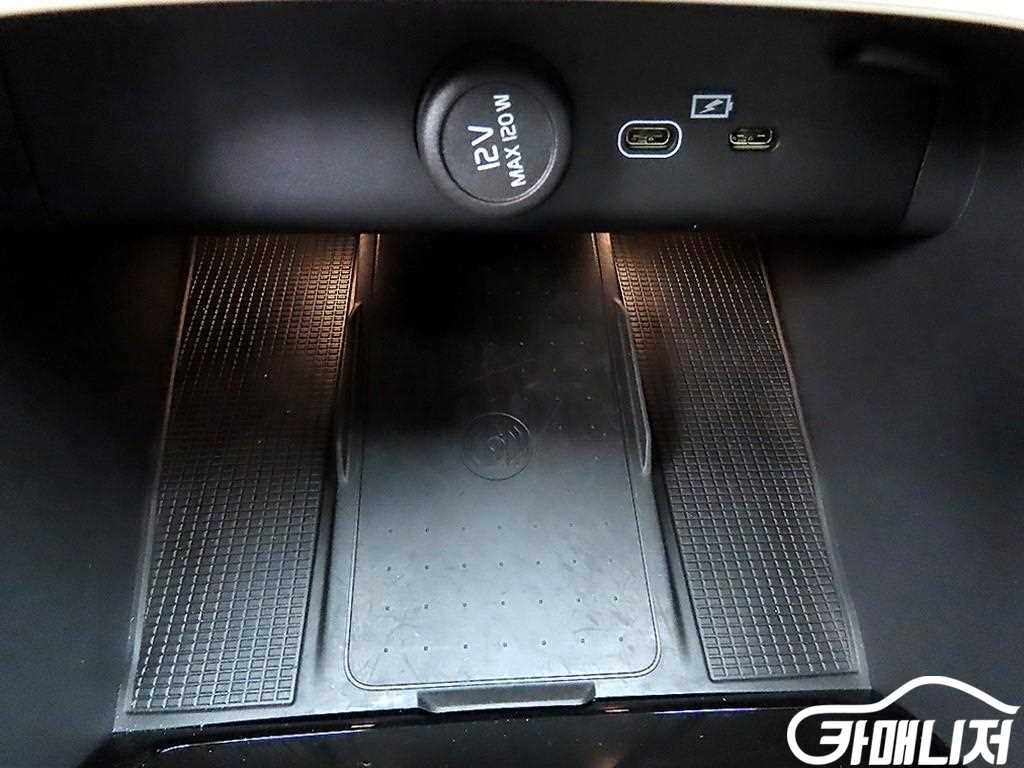 Volvo XC40 B4 AWD Ulteura Bright thumbnail 13