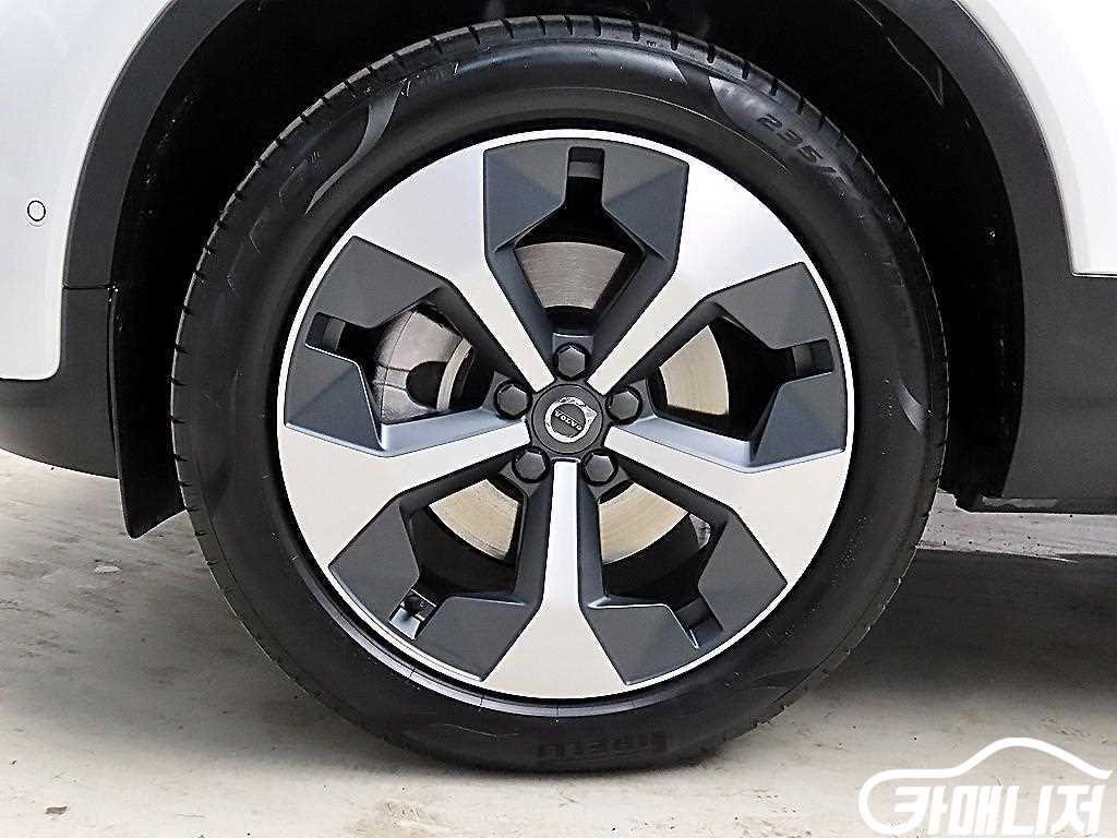 Volvo XC40 B4 AWD Ulteura Bright thumbnail 20