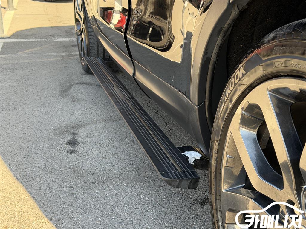 Land Rover Discovery 2.0 thumbnail 14