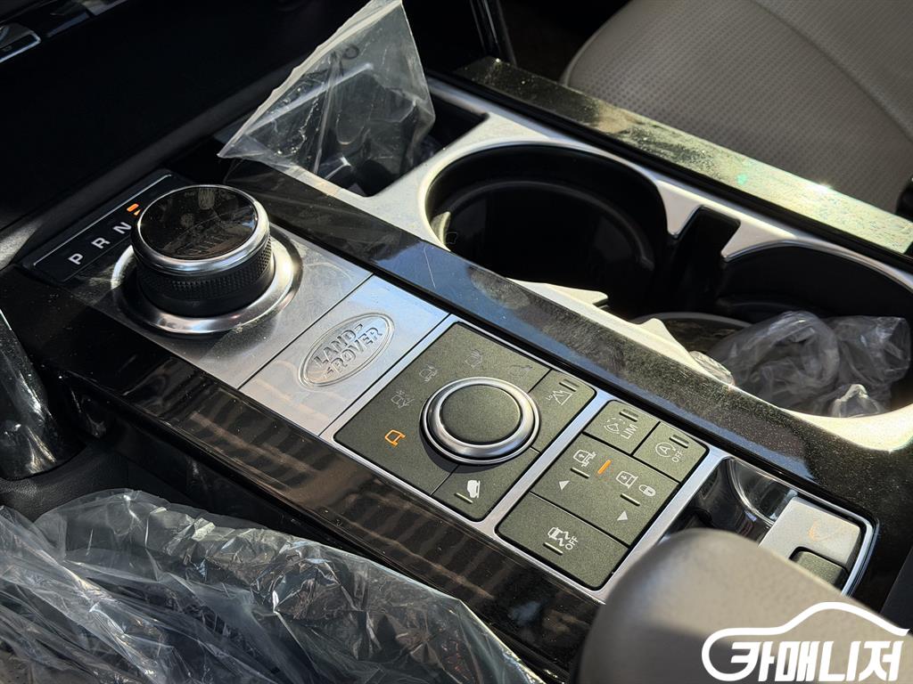 Land Rover Discovery 2.0 thumbnail 16