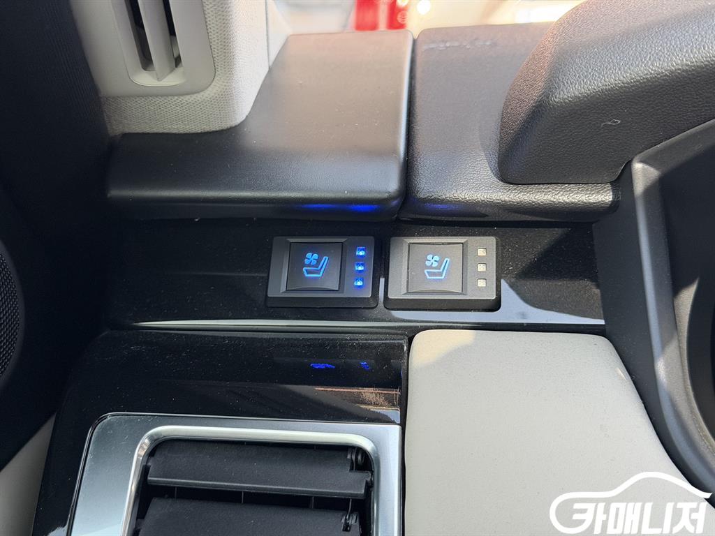 Land Rover Discovery 2.0 thumbnail 18