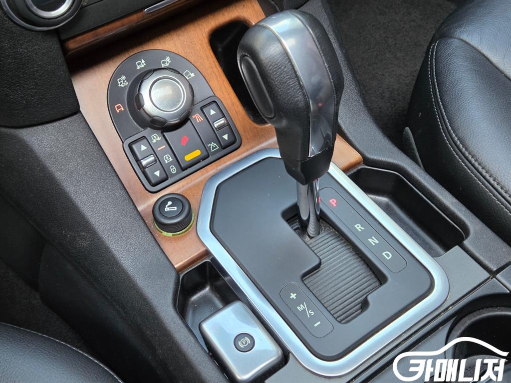 Land Rover Discovery Discovery 4 3.0 TDV6 HSE thumbnail 15