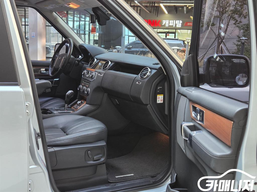 Land Rover Discovery Discovery 4 3.0 TDV6 HSE thumbnail 8