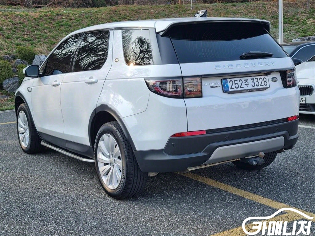 Land Rover Discovery Sport Discovery Sports 2nd Gen P250 Dynamic SE thumbnail 4