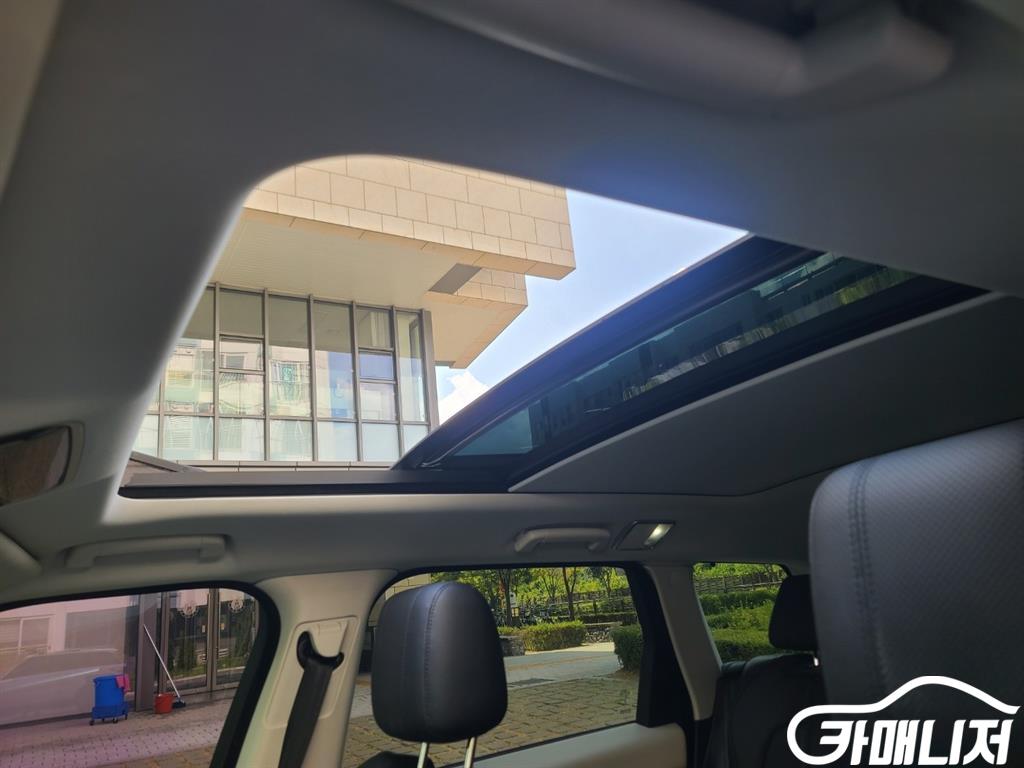 Land Rover Range Rover Sport Range Rover Sport 2nd Gen 3.0 SDV6 HSE Dynamic thumbnail 10