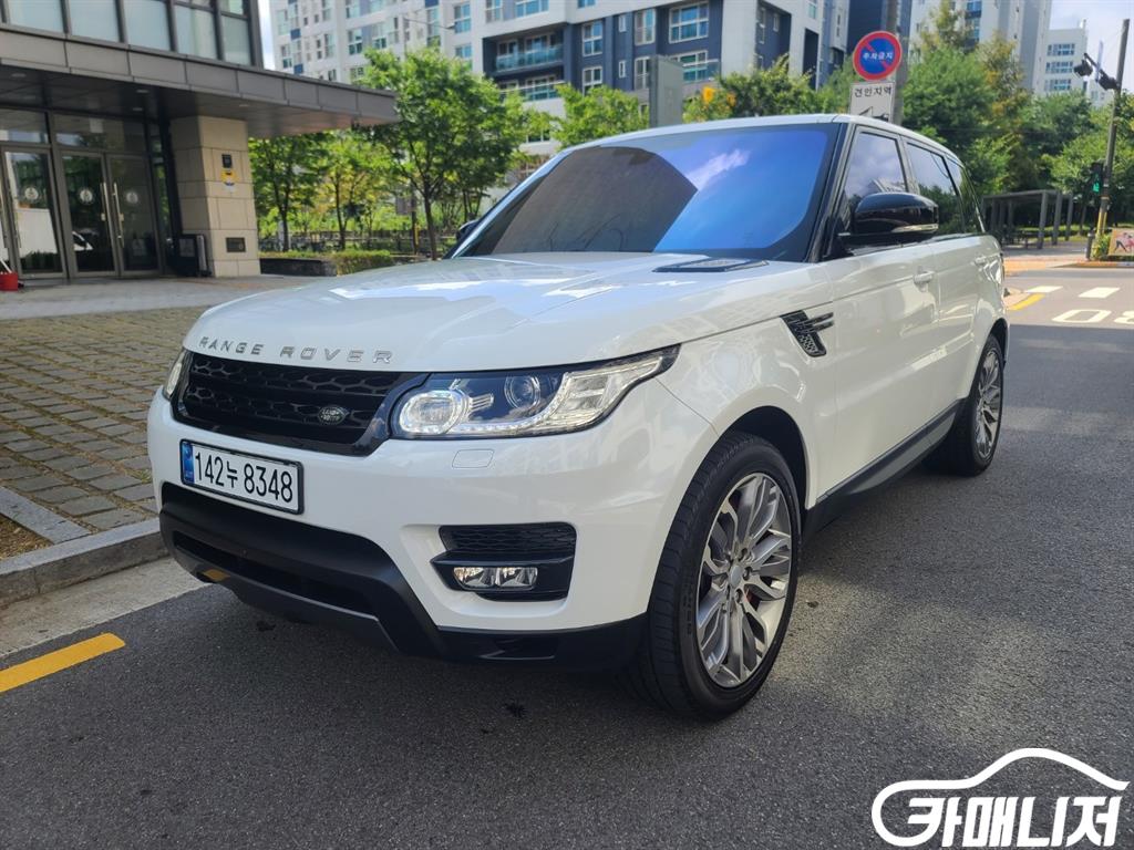 Land Rover Range Rover Sport Range Rover Sport 2nd Gen 3.0 SDV6 HSE Dynamic thumbnail 2