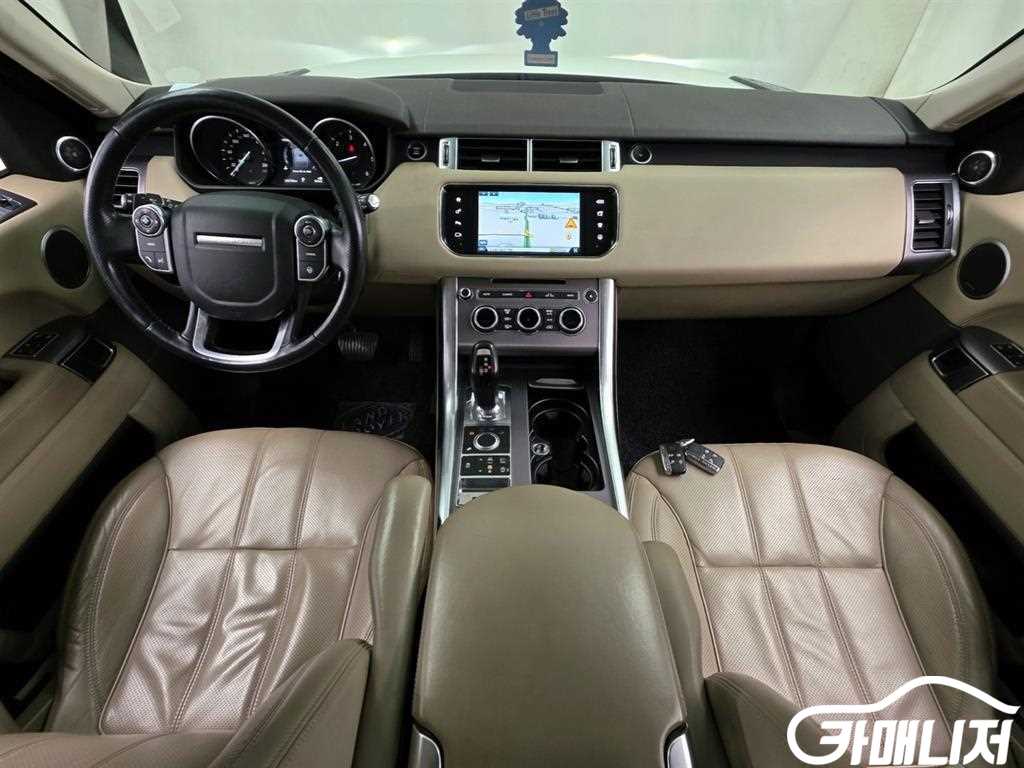 Land Rover Range Rover Sport Range Rover Sport 2nd Gen 3.0 SDV6 HSE thumbnail 7