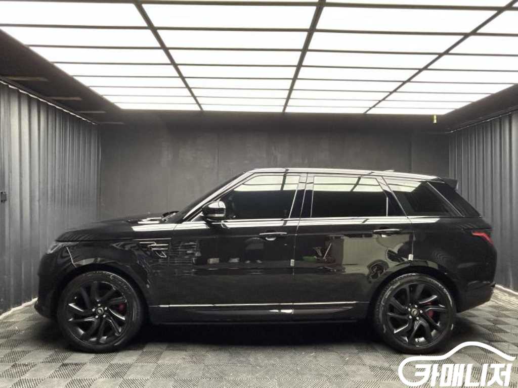 Land Rover Range Rover Sport Range Rover Sport 2nd Gen 3.0 SDV6 AB Dynamic thumbnail 4