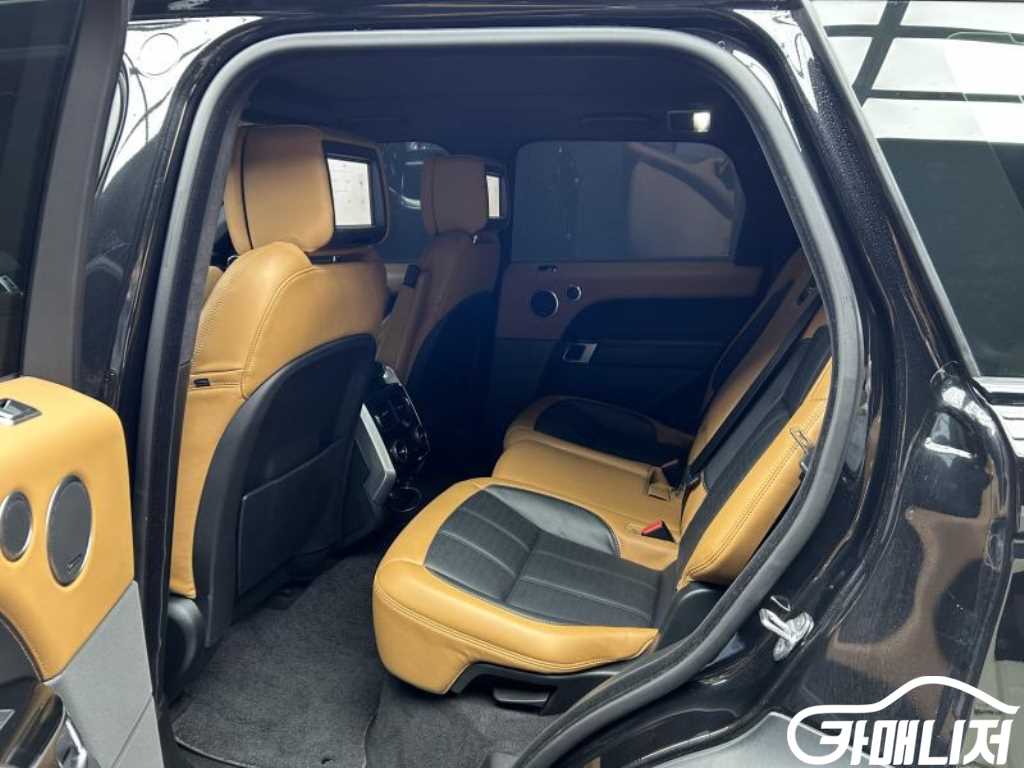 Land Rover Range Rover Sport Range Rover Sport 2nd Gen 3.0 SDV6 AB Dynamic thumbnail 7