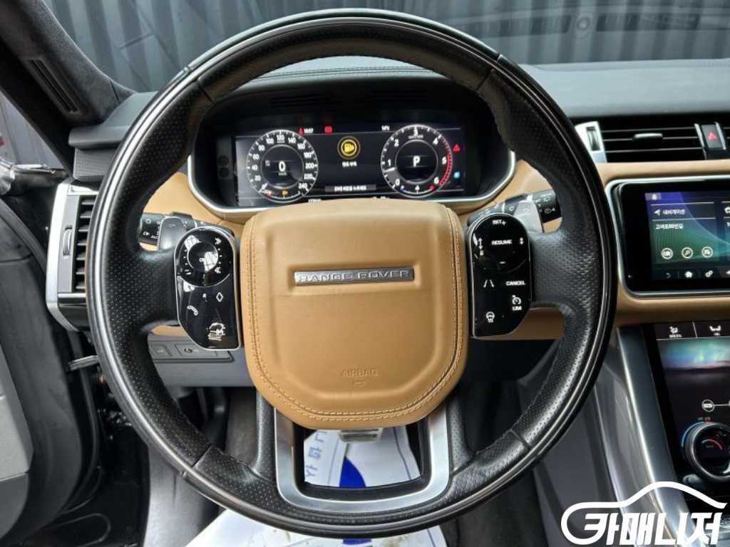 Land Rover Range Rover Sport Range Rover Sport 2nd Gen 3.0 SDV6 AB Dynamic thumbnail 8