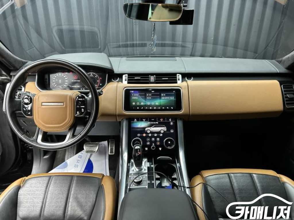 Land Rover Range Rover Sport Range Rover Sport 2nd Gen 3.0 SDV6 AB Dynamic thumbnail 9