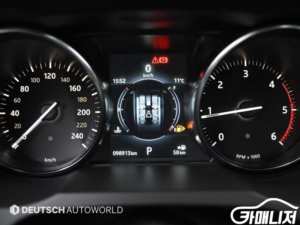 Land Rover Range Rover Evoque 2.0 TD4 HSE Dynamic thumbnail 8